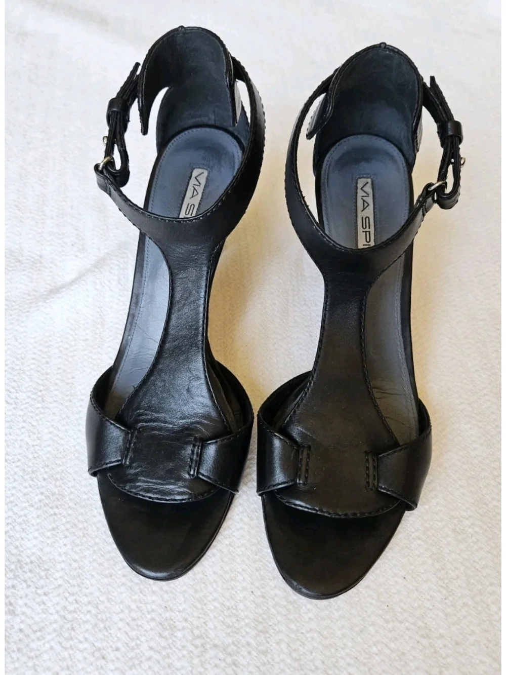 Via Spiga V-Trina Black T-Strap Sandal Heels Sz 8M Professionally Resoled